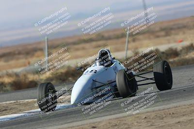 media/Nov-17-2024-CalClub SCCA (Sun) [[5252d9c58e]]/Group 5/Qual (Star Mazda Entrance)/